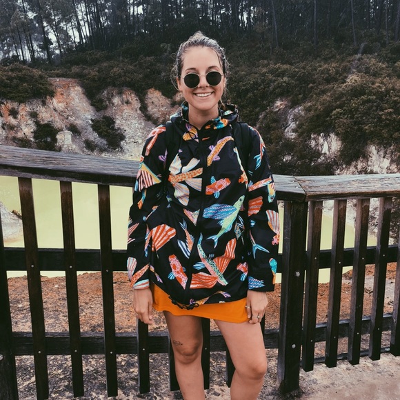 Meet your Posher, Amy - Picture 8 of 8